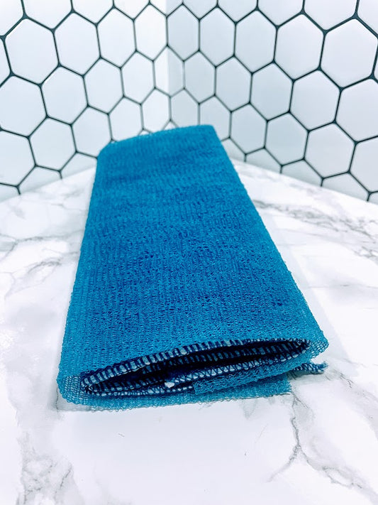 Nylon exfoliating washcloth